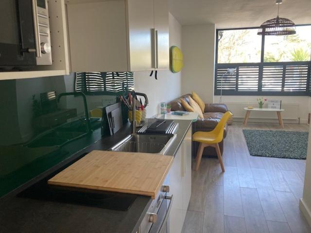 The Salt Box- Lovely Refurbished Annexe, Free Parking, Walk To Porth Beach. Saint Columb Minor Екстер'єр фото